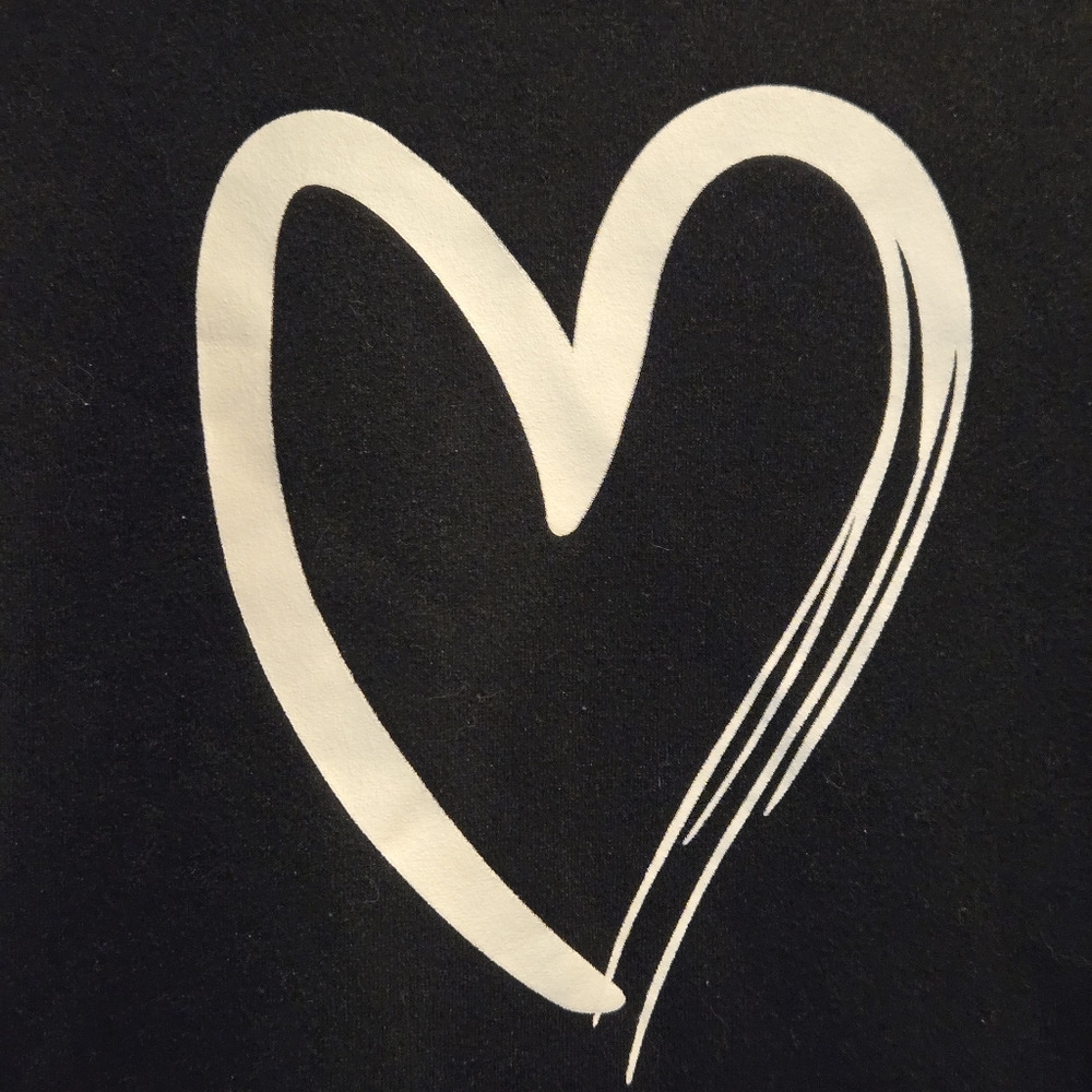 SHEIN Black and White Heart Graphic Sweatshirt - Picture 3 of 12